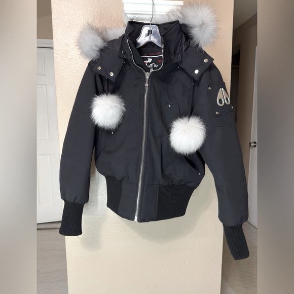 women Puffer Jacket with High Collar and Ribbed Cuffs - Picture 4 of 17